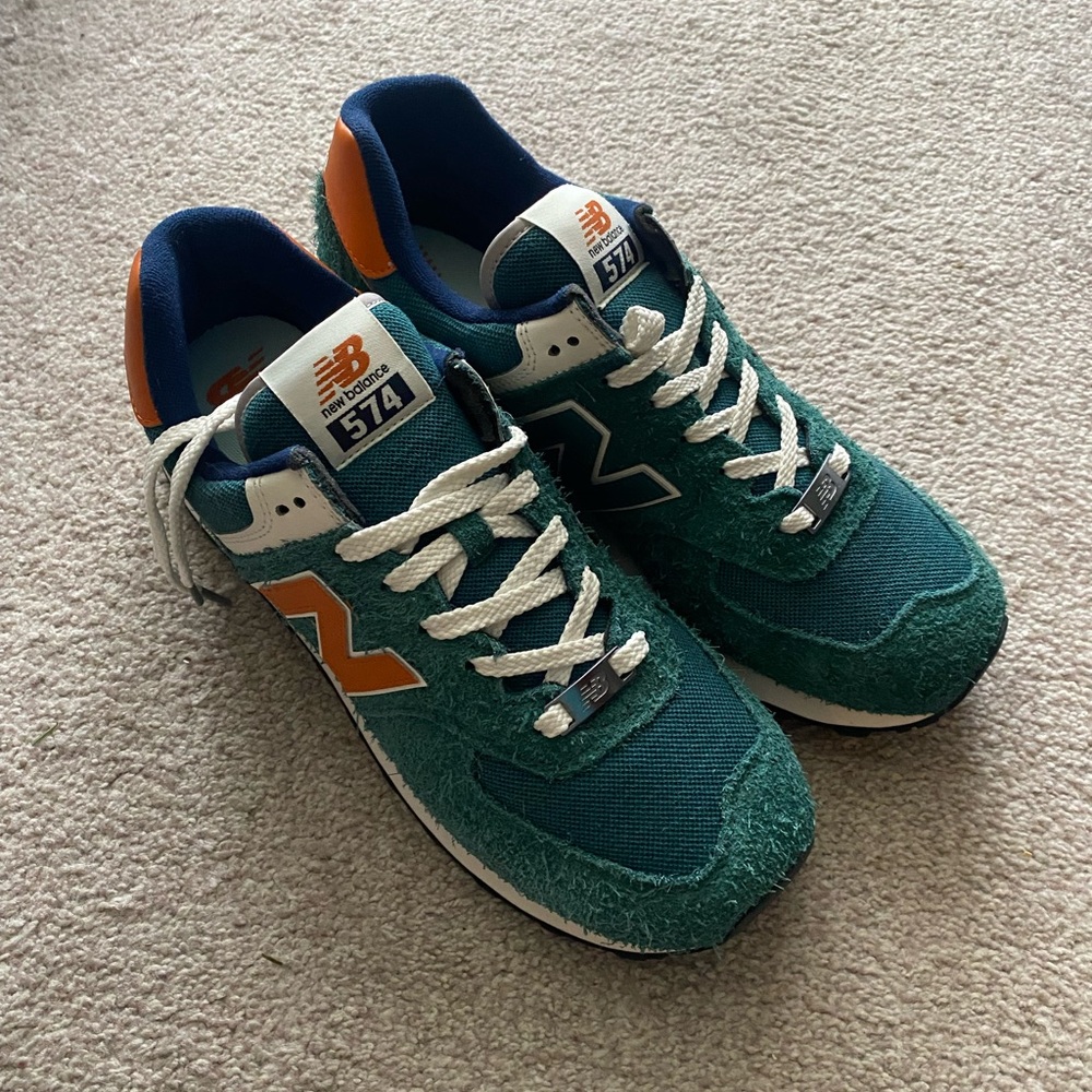 NEW IN BOX New Balance 574 Green Orange